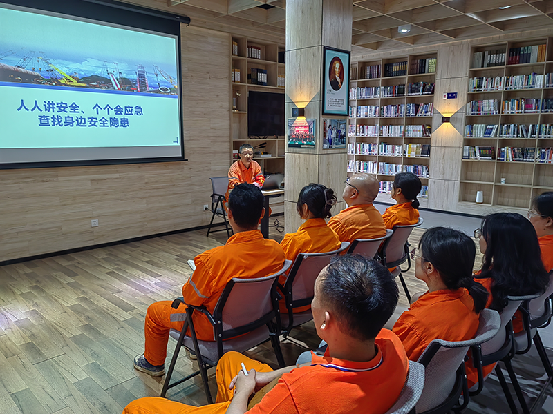 弘旭公司開(kāi)展安全生產(chǎn)月專題培訓(xùn)(圖2) 弘旭公司開(kāi)展安全生產(chǎn)月專題培訓(xùn)(圖2)