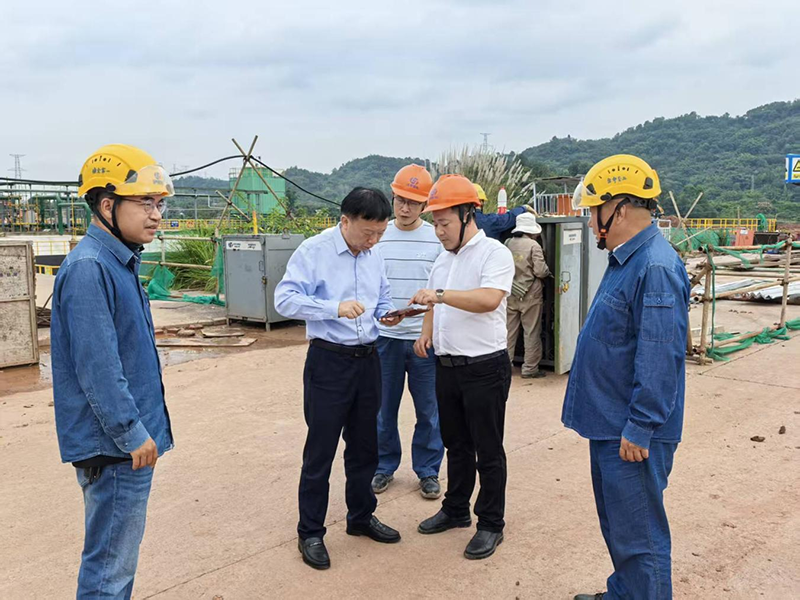 傅利才、郭春建到化工園區(qū)項目現(xiàn)場開展節(jié)前安全檢查(圖4)