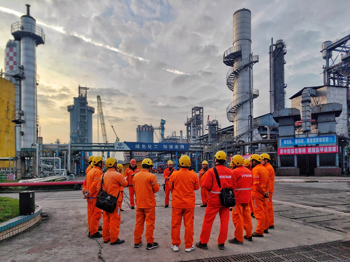 星光奮進路 方圓紅旗耀 ——弘旭公司十二月攻堅紀實(圖1)