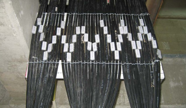 DCS機(jī)柜進(jìn)線口電纜(圖1) DCS機(jī)柜進(jìn)線口電纜(圖1)